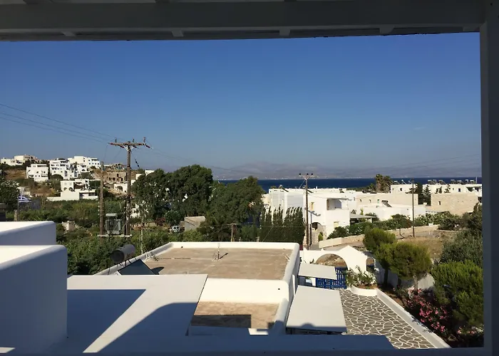 Caeli Paros By Kostas & Joanna * Logarász