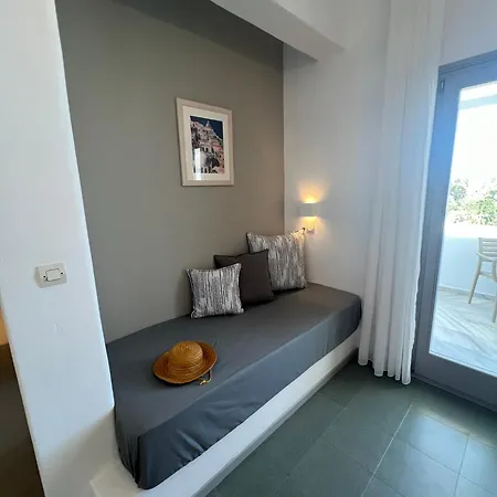 Caeli Paros By Kostas & Joanna Studios Apartment