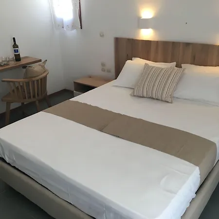 Caeli Paros By Kostas & Joanna Studios