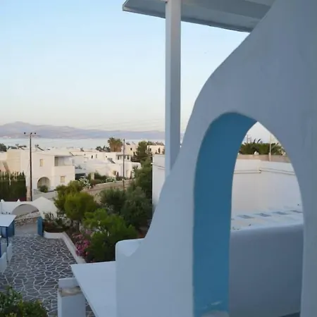 Caeli Paros By Kostas & Joanna *