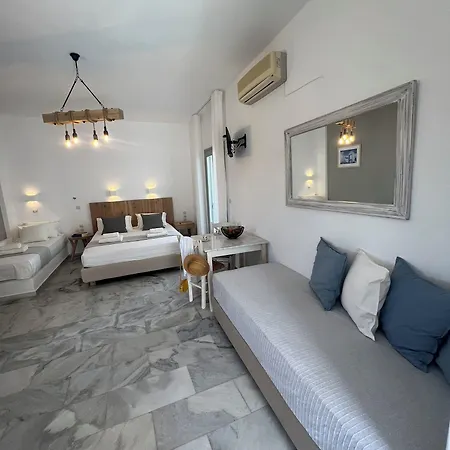 Caeli Paros By Kostas & Joanna لوغاراس