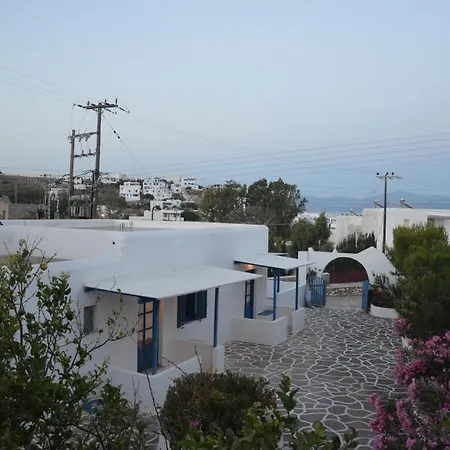 Caeli Paros By Kostas & Joanna